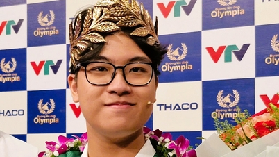 Campeão do Olympia 2025: 'Desde pequeno, sempre sonhei em subir neste palco'