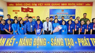 Kongres Pertama Persatuan Pemuda Komune Ba Chuc