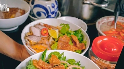 Cao Lau Hoi An: 35,000 VND hidangan mi membuatkan pelancong Kanada gila