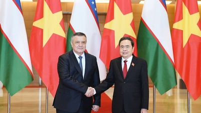 Předseda Národního shromáždění Tran Thanh Man přijal předsedu Sněmovny reprezentantů Uzbekistánu