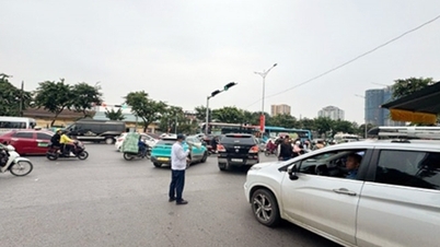 Giap Bat bus station enhances the arrangement of routes to make passenger traffic more convenient.