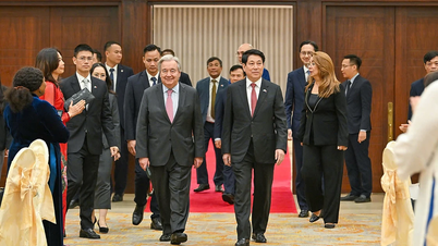 [Foto] President Luong Cuong höll en högtidlig mottagning för FN:s generalsekreterare António Guterres