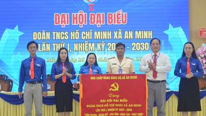 En ungdomsforening i Minh-kommunen ble registrert for å støtte 10 unge mennesker i å drive forretninger.
