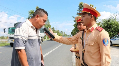 Memperkukuh pengendalian pelanggaran lalu lintas di zon ekonomi khas Phu Quoc
