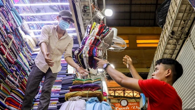 Tiểu thương lo gánh nặng kê khai khi xoá bỏ thuế khoán