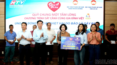 A estação de rádio e televisão da Cidade de Ho Chi Minh fornece suporte às pessoas afetadas por desastres naturais na comuna de Van Ban.