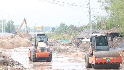 The Chairman of the Provincial People's Committee requested strict handling of weak contractors in the construction of two key national projects.
