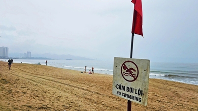 Många drunkningstillbud inträffade kontinuerligt på Nha Trang-stranden.