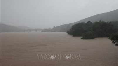 Εξαιρετικά μεγάλη πλημμύρα στον ποταμό Βου Τζία - Θου Μπον, προβλέπεται να ξεπεράσει την ιστορία του 2007