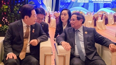 Premiér Pham Minh Chinh pořádá bilaterální schůzky u příležitosti účasti na summitu ASEAN