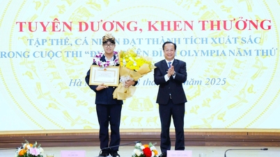 Hanói concedeu um certificado de mérito ao campeão olímpico Tran Bui Bao Khanh