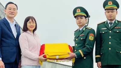 Vietnam Ulusal Turizm İdaresi, Dong Van - Tuyen Quang bölgesinde toplum turizmi üzerine bir anket yürütüyor