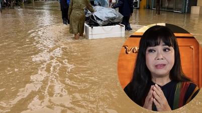 Anh Tuyet olha fixamente para a casa inundada, Tieu Vy lamenta as enchentes na região Central.