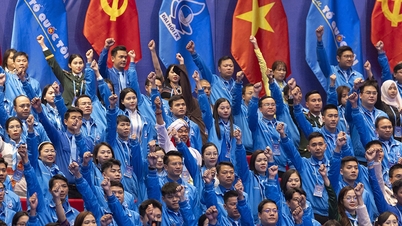 Доверие к партии: повышение роли Отечественного фронта и молодежи в консолидации великого блока солидарности