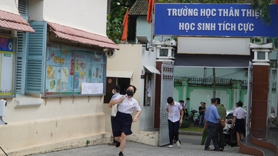 Bandar Ho Chi Minh: Sekolah segera menggunakan penyelesaian keselamatan lalu lintas semasa waktu sibuk