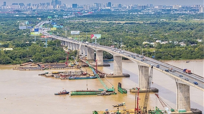 No canteiro de obras da expansão da via expressa que conecta o Aeroporto de Long Thanh com a Cidade de Ho Chi Minh