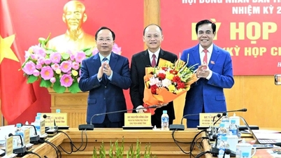 Ха Тинь выбирает дополнительные руководящие должности в провинции