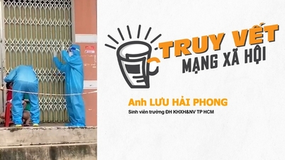 Erkek öğrenci, tıbbi personelin örnek alabilmesi için dikkat dağıtan bir kızın önünde dans ediyor