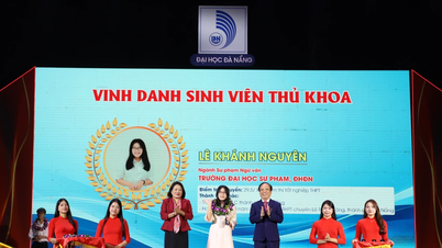 Universitatea Danang: Onorăm șefii de promoție, răspândim parfumul învățării bune