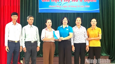 खान न्हाक कम्यून में "3 स्वच्छ महिला संघ एक नए आदर्श ग्रामीण क्षेत्र के निर्माण में भाग ले रहा है" मॉडल का शुभारंभ