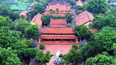 يحافظ المعبد القديم الذي يزيد عمره عن 300 عام على العديد من القطع الأثرية الثمينة.