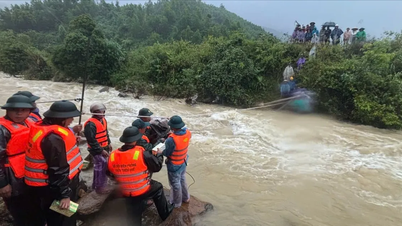 বিচ্ছিন্ন প্রত্যন্ত গ্রামে ১০৭ জন মানুষের কাছে দড়ি দিয়ে খাবার পৌঁছে দেওয়া হচ্ছে