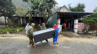 Các xã miền núi Đà Nẵng tiếp tục di dời hàng trăm hộ dân đến nơi an toàn