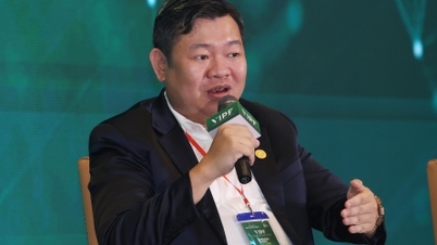 سرمایہ کار اب بھی ویتنام میں بڑی تبدیلی کے منتظر ہیں۔