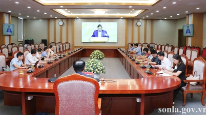 Komune Van Ho berfokus pada peningkatan lingkungan bisnis, menciptakan momentum untuk menarik investasi dan pembangunan berkelanjutan.