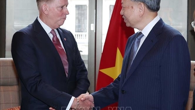 Tổng Bí thư Tô Lâm tiếp Phó Chủ tịch Cấp cao Tập đoàn Airbus khu vực Châu Á- Thái Bình Dương Chris Drewer.