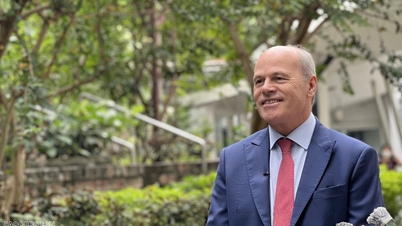 Kanadas ambassadör skickar tre cybersäkerhetsmeddelanden till vietnamesiska ungdomar