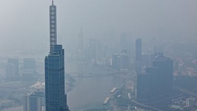 Władze Ho Chi Minh City ostrzegają przed zwiększonym stężeniem drobnego pyłu pod koniec roku, w związku z czym 100% konstrukcji musi zostać przykrytych i spryskanych wodą.
