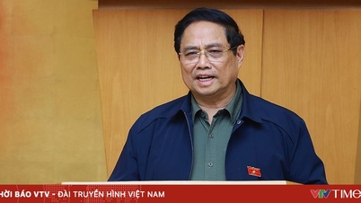 首相は区や町、分野ごとに柔軟な人材調整を求めた。