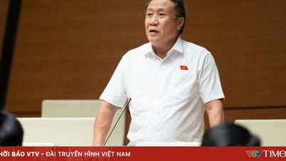 Det tar en genomsnittlig inkomsttagare 30 år av sparande för att köpa ett hus i medelprisklassen.