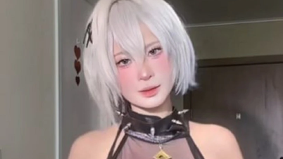 Quynh Bei se transforma em uma general de Lien Quan, e sua beleza "invade" a internet.