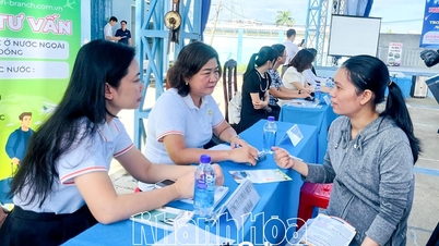 Pasaran buruh bertambah baik.