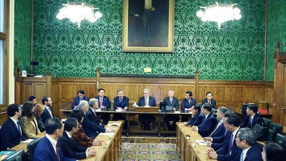 ທ່ານເລຂາທິການໃຫຍ່ To Lam ພົບປະກັບຄະນະລັດຖະສະພາທຸກຝ່າຍທີ່ໜູນຊ່ວຍຫວຽດນາມ ຢູ່ລັດຖະສະພາອັງກິດ