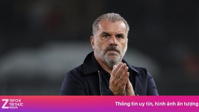 6 trận không thắng, Postecoglou trở thành HLV tệ nhất thế kỷ
