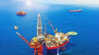 بالتغلب على التحديات، حققت شركة بتروفيتنام في الأشهر التسعة الأولى من عام 2025 نموًا مزدوجًا في الإيرادات الموحدة