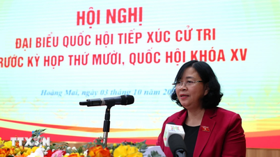 Sekretär des Parteikomitees von Hanoi: Hindernisse bei der Renovierung alter Wohnhäuser entschlossen beseitigen