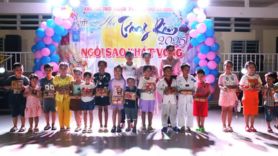 Thoi An Dong Ward ផ្តល់អំណោយពាក់កណ្តាលសរទរដូវចំនួន 1,200 ដល់កុមារ