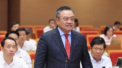 Chairman of Hanoi: In some matters, some officials feel that 'the city wants to take them home'