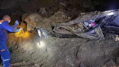 Pickup truck buried on Highway 279: 2 dead, 1 not found