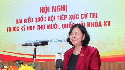 Setiausaha Parti Hanoi meminta untuk mempercepatkan pengubahsuaian bangunan pangsapuri lama