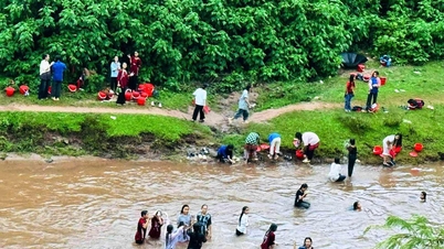 Melihat 400 pelajar mandi sungai setiap petang, pengetua hanya ada satu hajat.
