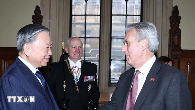ト・ラム事務総長が英国議会超党派ベトナム友好グループと会談