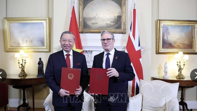 Việt Nam và Anh nâng cấp quan hệ lên Đối tác chiến lược toàn diện