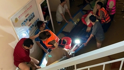 As inundações na região central ultrapassaram o marco histórico de 1964. A polícia atravessou florestas e áreas alagadas para resgatar pessoas.