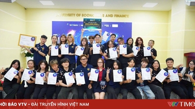 "Üçlü Çanta" Ho Chi Minh Şehri Finans ve Ekonomi Üniversitesi öğrencilerinin küçük bir çantadan büyük bir gelecek yarattığı yer