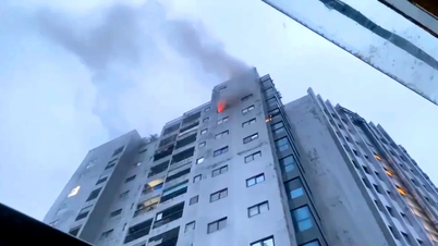 អគ្គីភ័យបានឆាបឆេះអគារផ្ទះល្វែងកម្ពស់១៥ជាន់នៅក្រុងហាទិញ